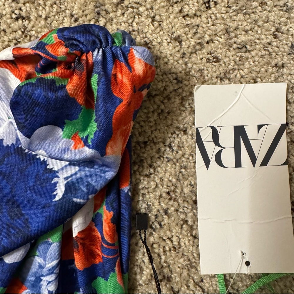 NWT Zara Bodysuit Floral One Shoulder Ruched Top Size Small - Picture 4 of 11